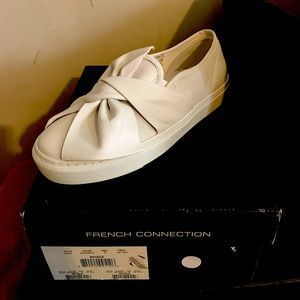French Connection - New - UK size 39 - White Bow